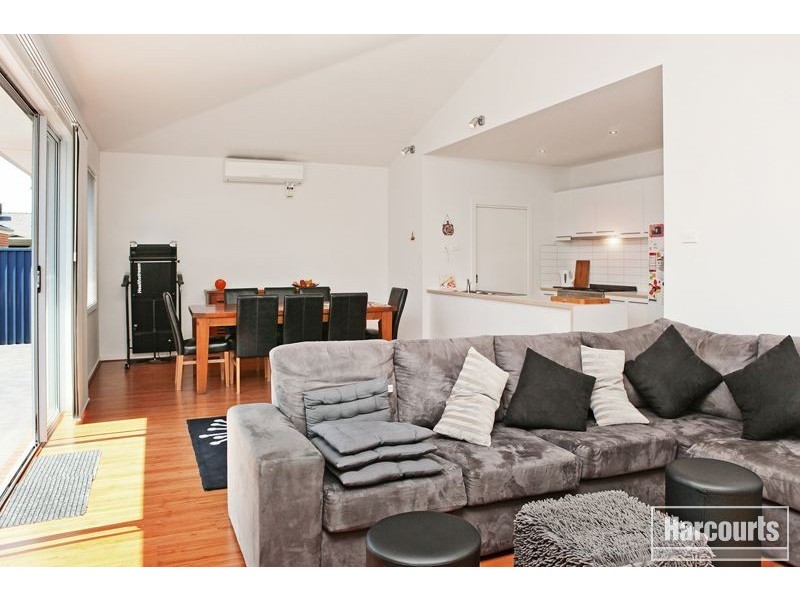 5 Paperbark Drive, Pakenham VIC 3810