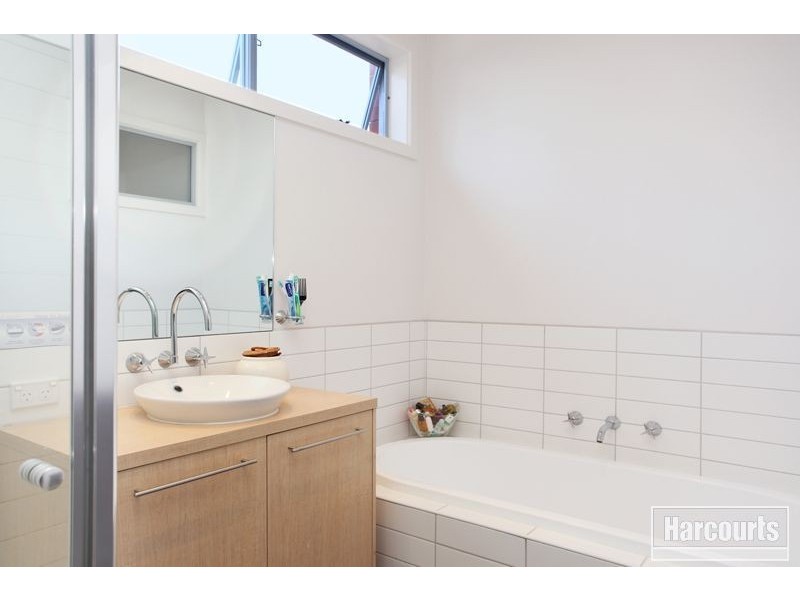 5 Paperbark Drive, Pakenham VIC 3810