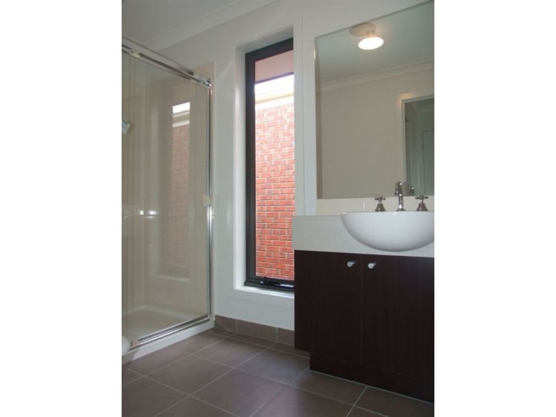 53 Victory Drive, Pakenham VIC 3810