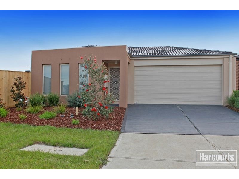 15 Devine Drive, Pakenham VIC 3810