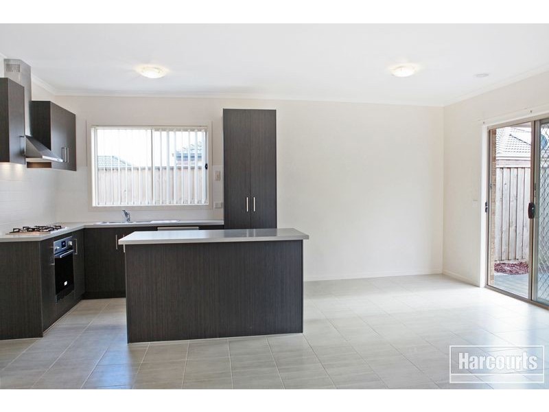 15 Devine Drive, Pakenham VIC 3810