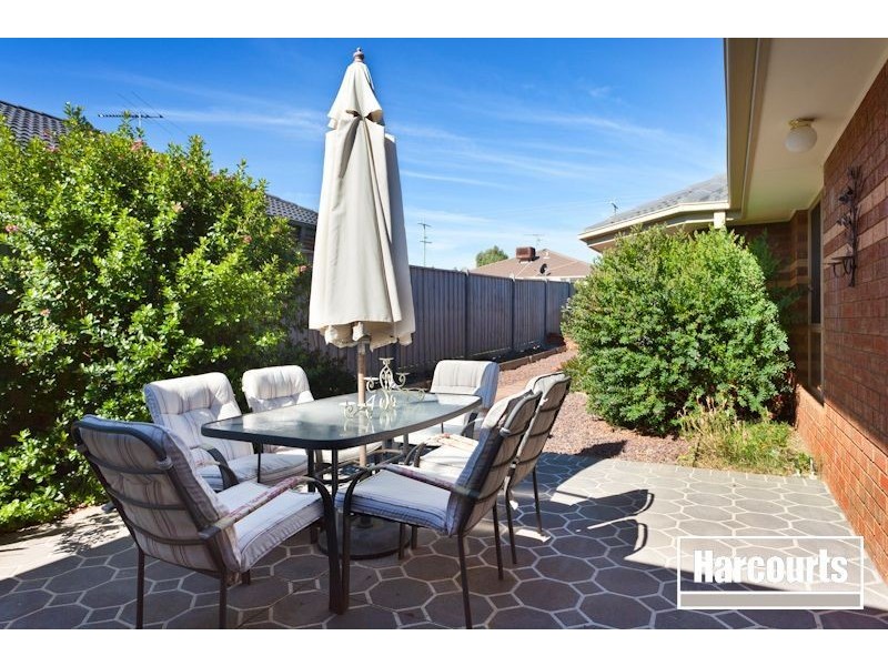 7 Tyrone Avenue, Pakenham VIC 3810