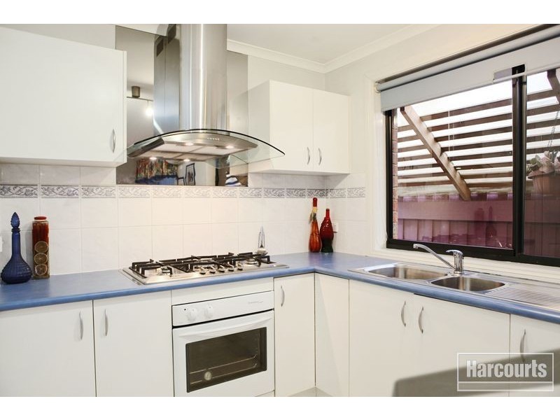 23 Sir Thomas Drive, Pakenham VIC 3810