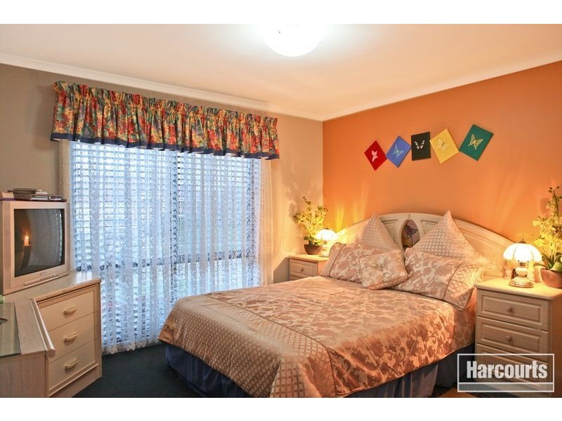 23 Sir Thomas Drive, Pakenham VIC 3810