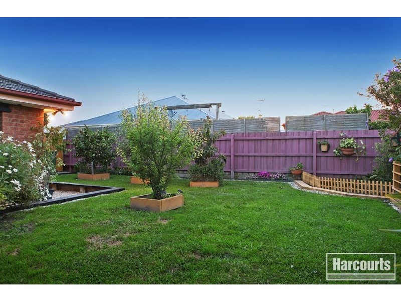 23 Sir Thomas Drive, Pakenham VIC 3810