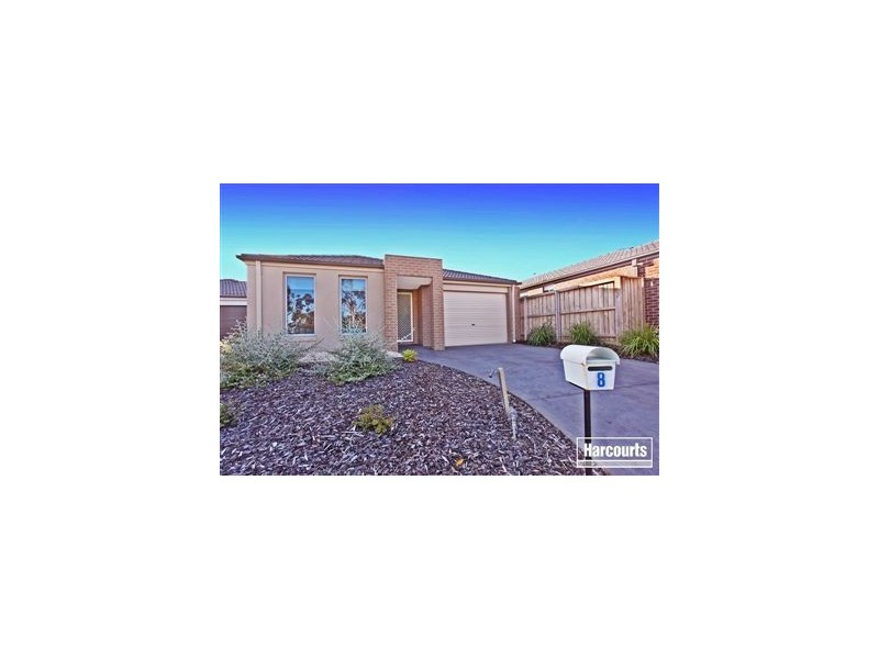 8 Versace Court, Pakenham VIC 3810