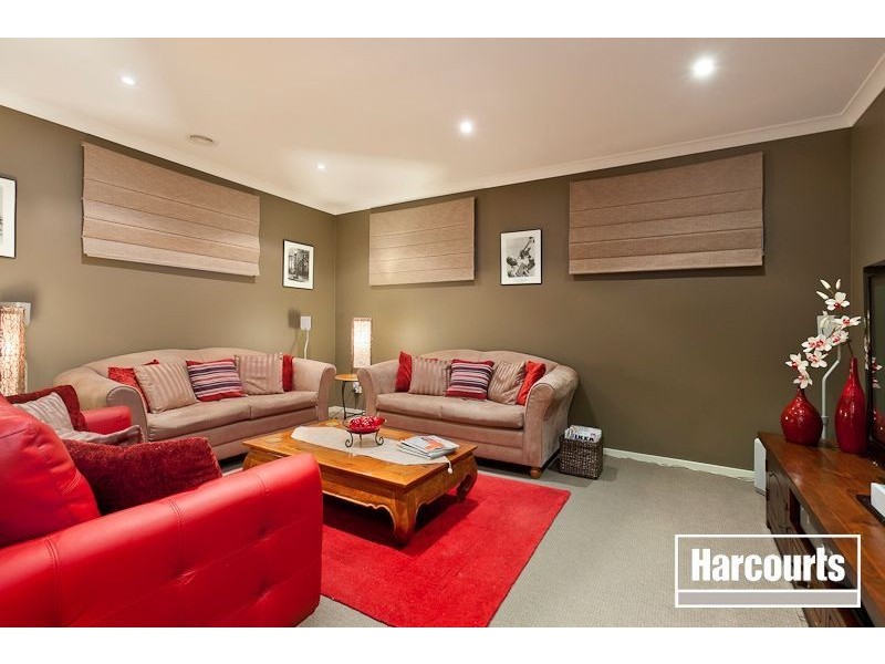 13 Botanic Drive, Pakenham VIC 3810