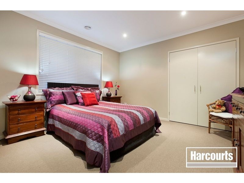 13 Botanic Drive, Pakenham VIC 3810