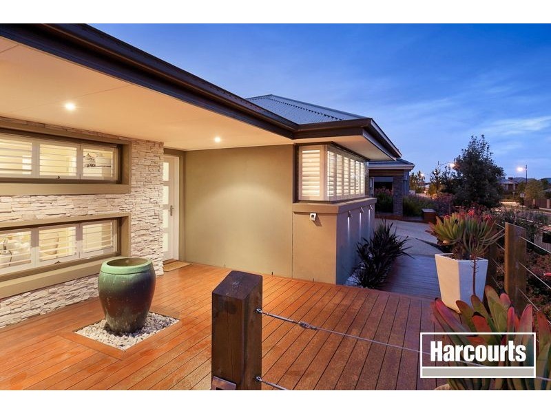 13 Botanic Drive, Pakenham VIC 3810