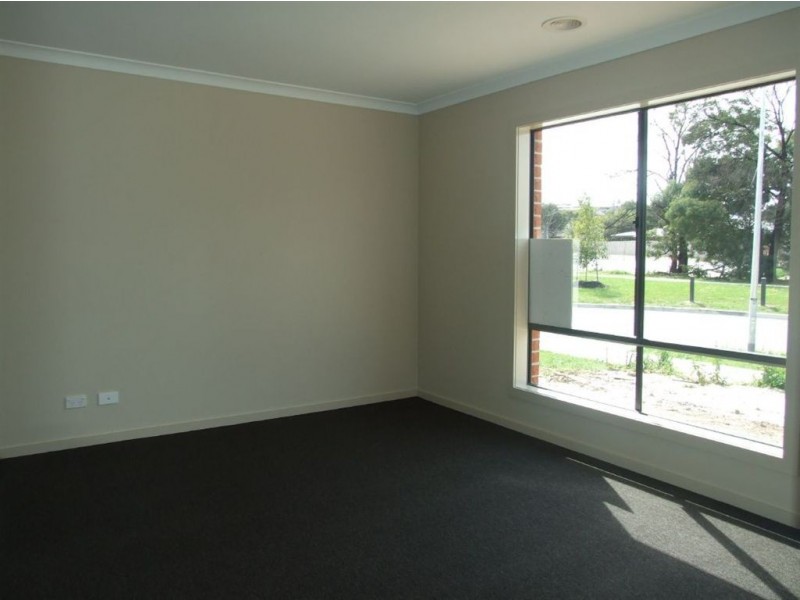 29 Caitlin Drive, Pakenham VIC 3810