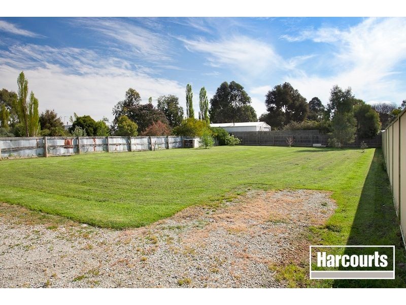 29 Main Street, Nar Nar Goon VIC 3812