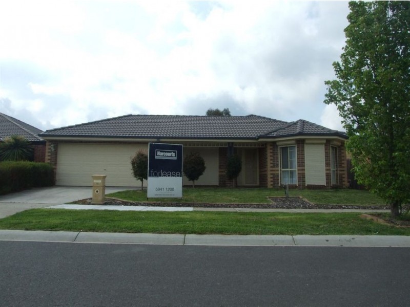12 Grevillea Place, Pakenham VIC 3810