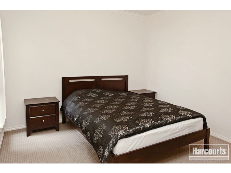 3/103 Army Road, Pakenham VIC 3810