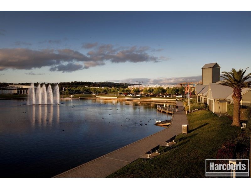 4/2 The Entrance, Pakenham VIC 3810