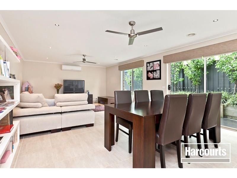 28 Lucerne Circuit, Pakenham VIC 3810