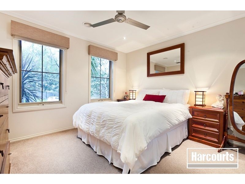 28 Lucerne Circuit, Pakenham VIC 3810