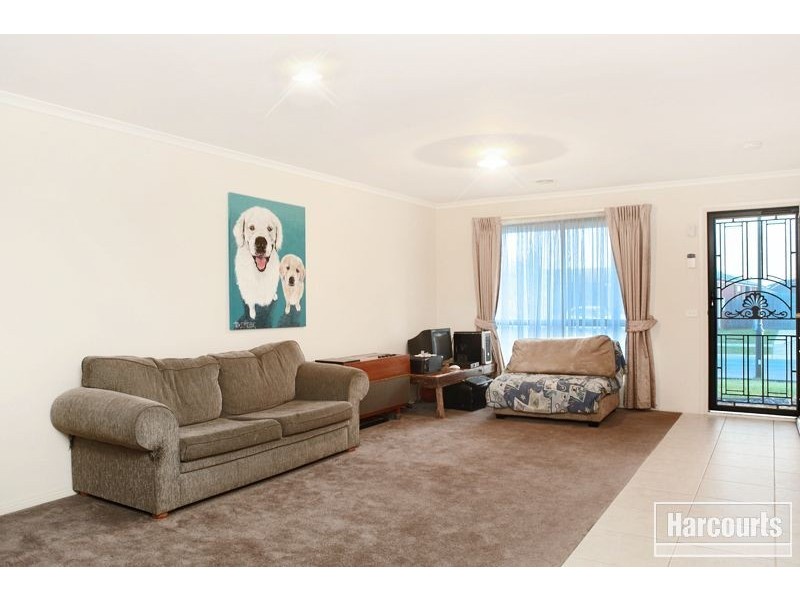 63 Sandalwood Drive, Pakenham VIC 3810