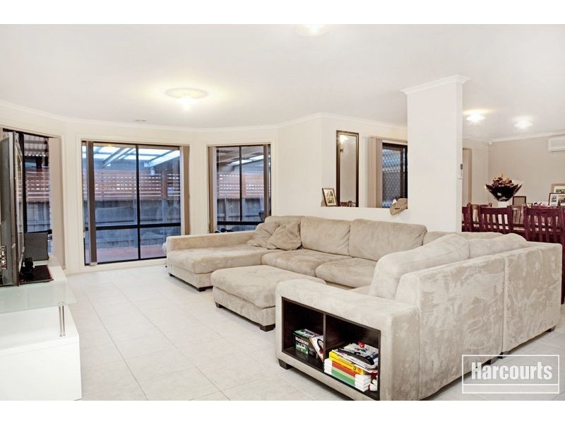 63 Sandalwood Drive, Pakenham VIC 3810