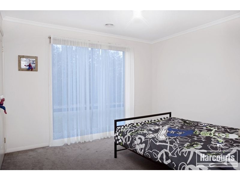 63 Sandalwood Drive, Pakenham VIC 3810