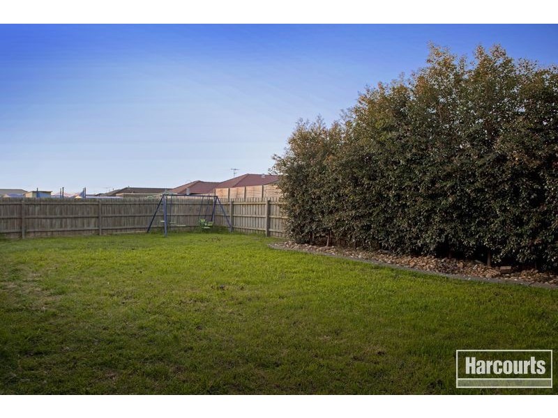 63 Sandalwood Drive, Pakenham VIC 3810