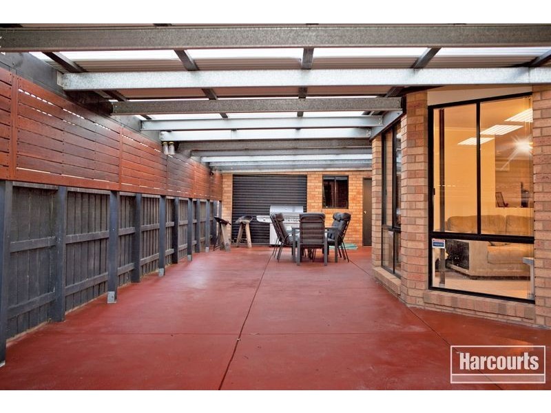 63 Sandalwood Drive, Pakenham VIC 3810