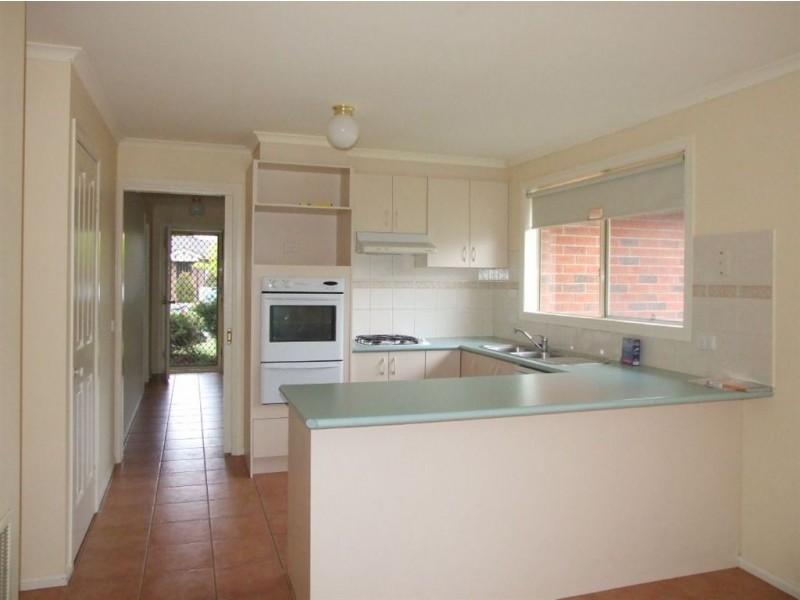 5 Freeman Drive, Pakenham VIC 3810