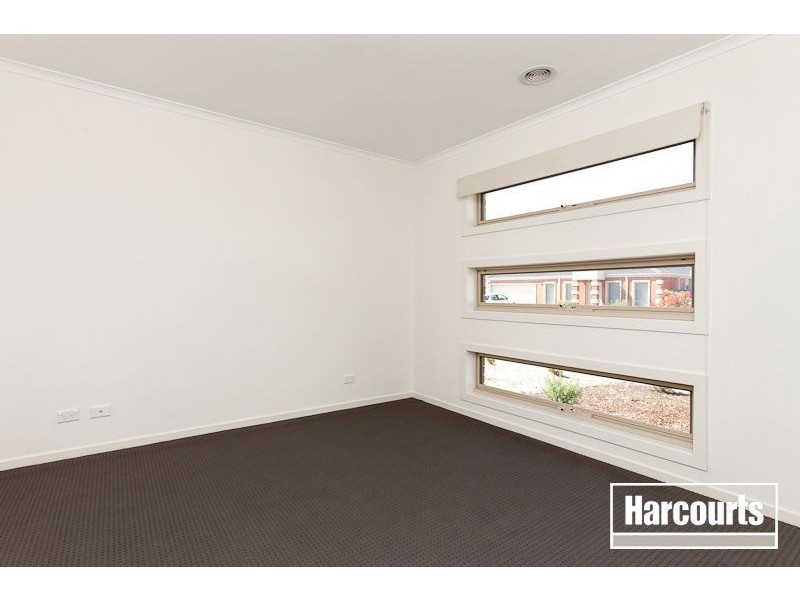 5 Macadamia Court, Pakenham VIC 3810