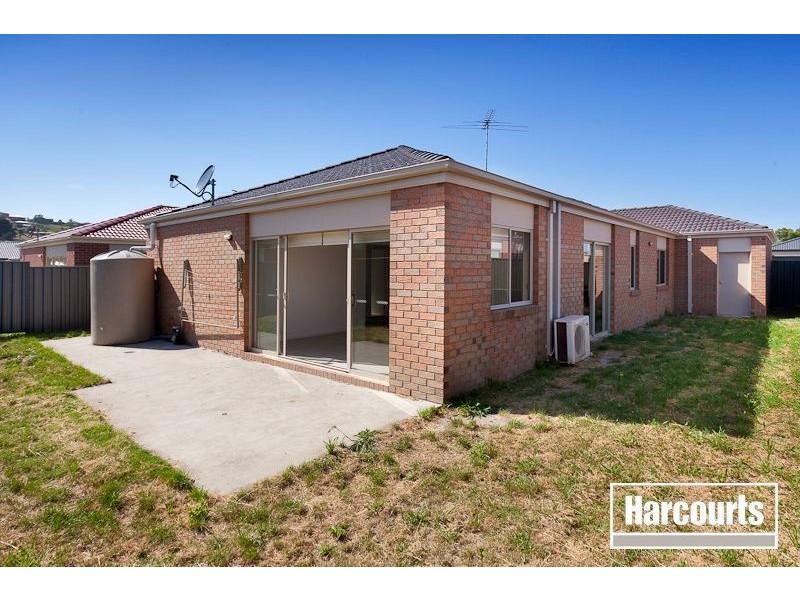 5 Macadamia Court, Pakenham VIC 3810