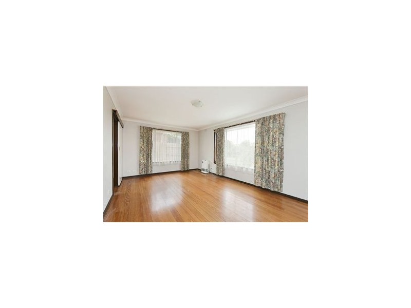 1/2 Leonard Court, Pakenham VIC 3810