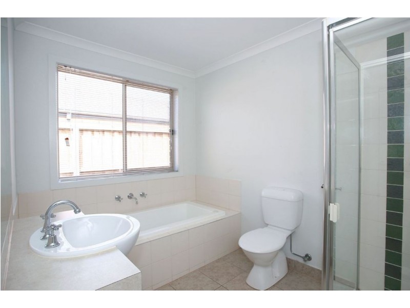 23 Devine Drive, Pakenham VIC 3810