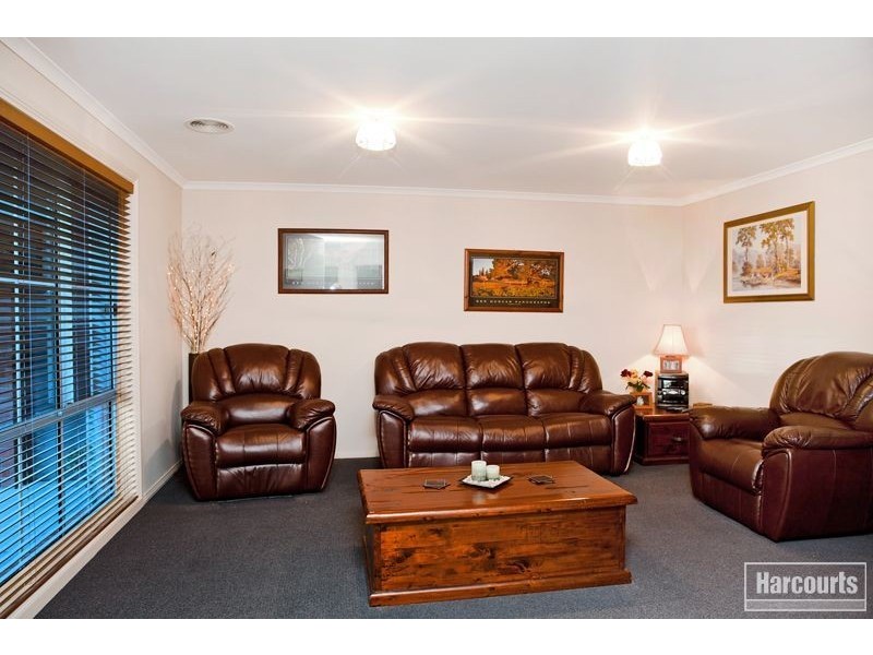 132 McGregor Road, Pakenham VIC 3810