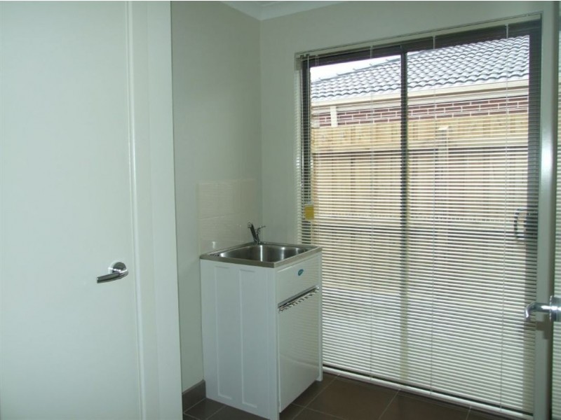 58 Melissa Way, Pakenham VIC 3810