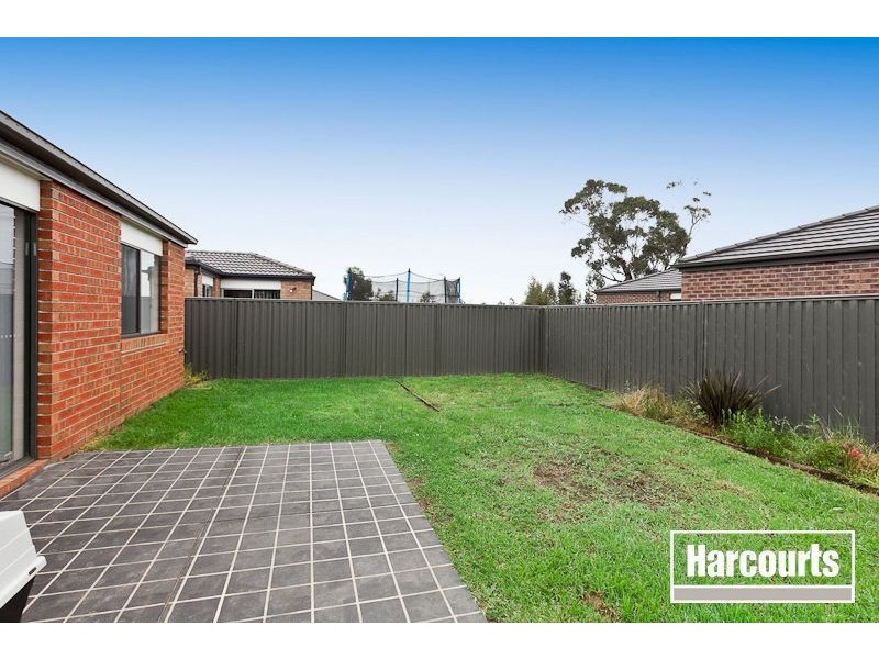 7 Wild Cherry Avenue, Pakenham VIC 3810