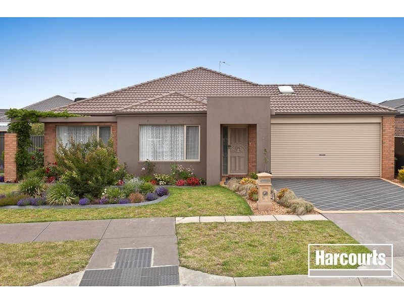 5 Britton Drive, Pakenham VIC 3810