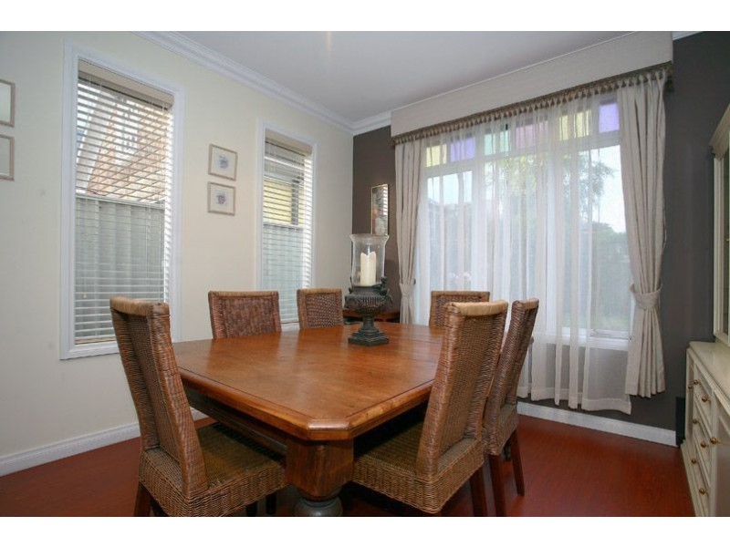 54 Flinders Chase, Pakenham VIC 3810