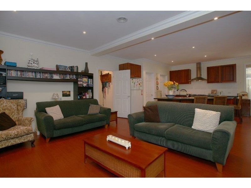 54 Flinders Chase, Pakenham VIC 3810