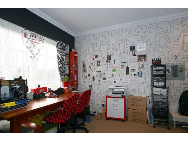 54 Flinders Chase, Pakenham VIC 3810