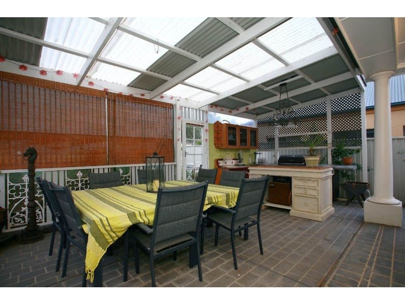 54 Flinders Chase, Pakenham VIC 3810