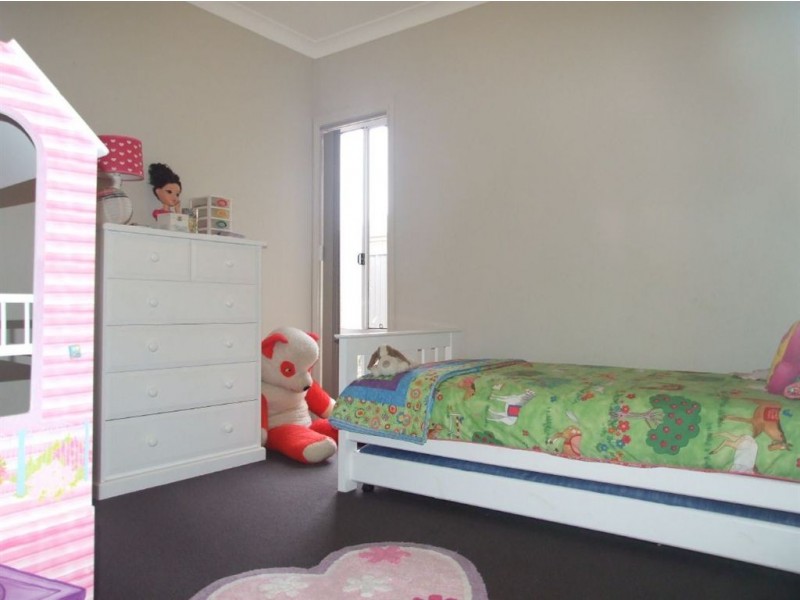 3 Sinclair Walk, Pakenham VIC 3810