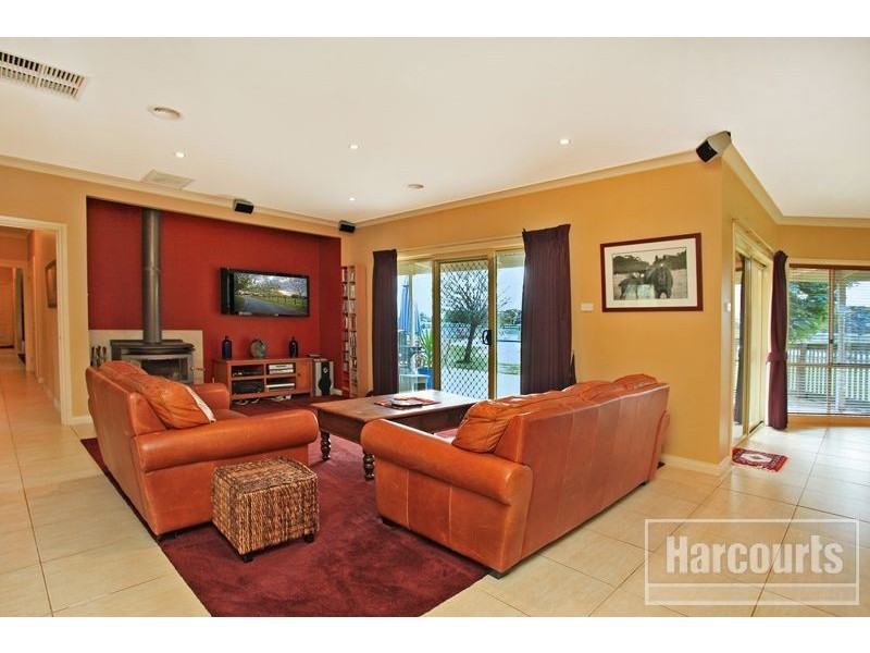 230 Fourteen Mile Road, Garfield VIC 3814