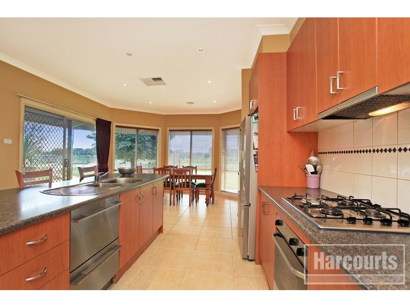 230 Fourteen Mile Road, Garfield VIC 3814