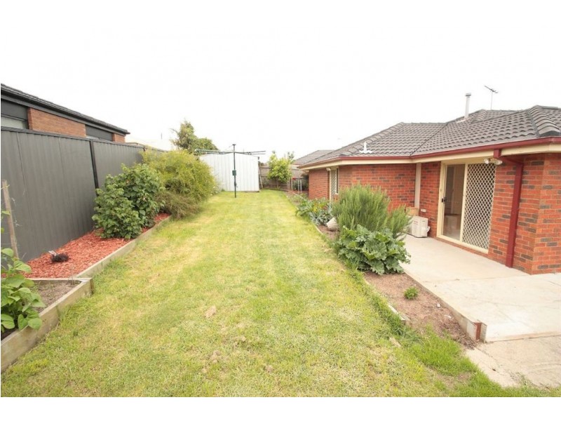9 Harmony Court, Pakenham VIC 3810