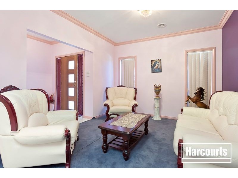 13 Pyrus Court, Pakenham VIC 3810