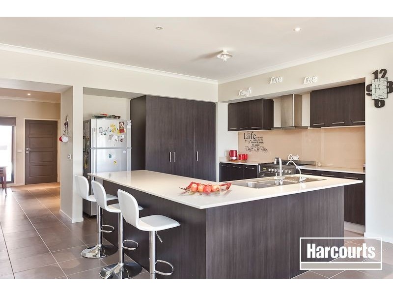 113 Livingstone Boulevard, Pakenham VIC 3810