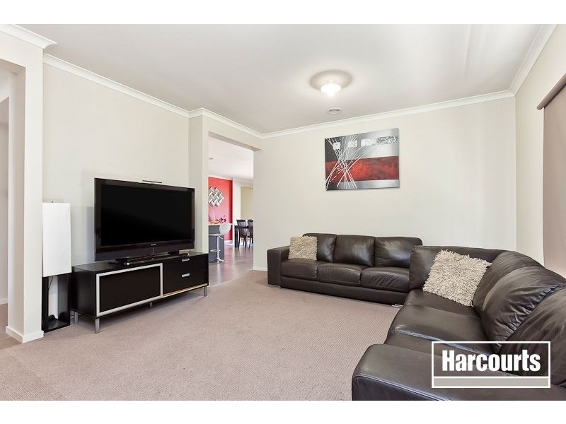 113 Livingstone Boulevard, Pakenham VIC 3810