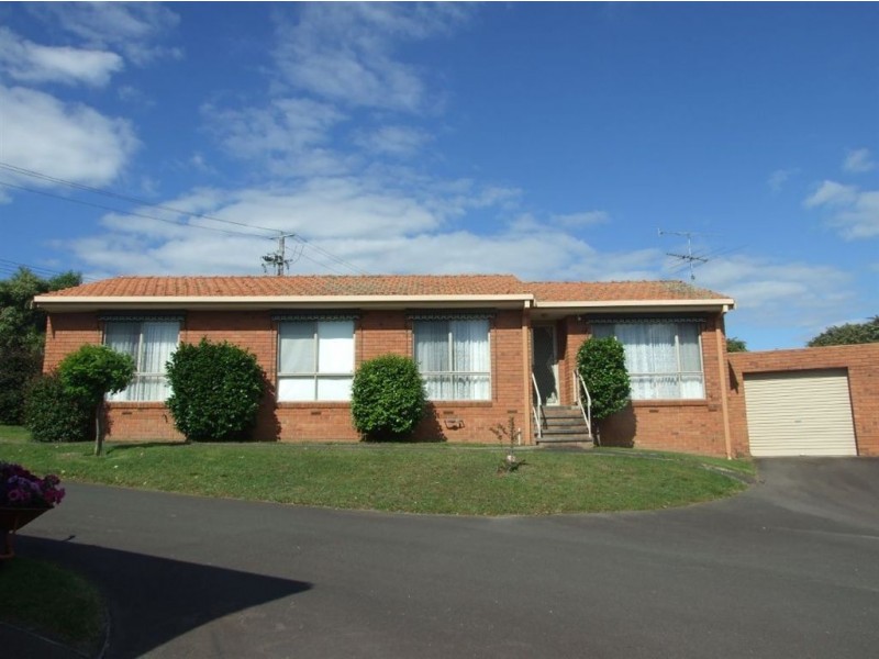 10/19 Eagle Drive, Pakenham VIC 3810