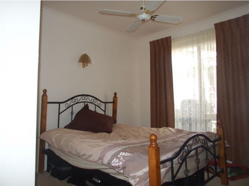 10/19 Eagle Drive, Pakenham VIC 3810