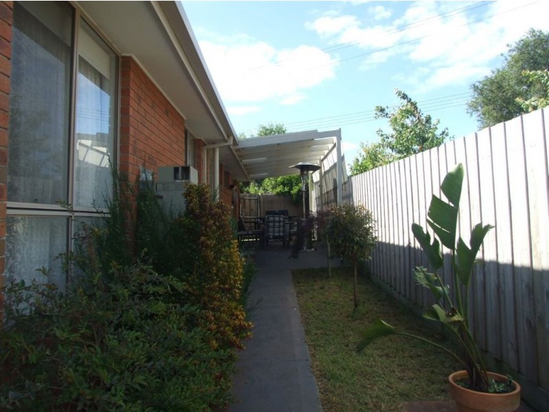 10/19 Eagle Drive, Pakenham VIC 3810