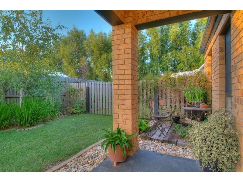 7 Sir Philip Court, Pakenham VIC 3810