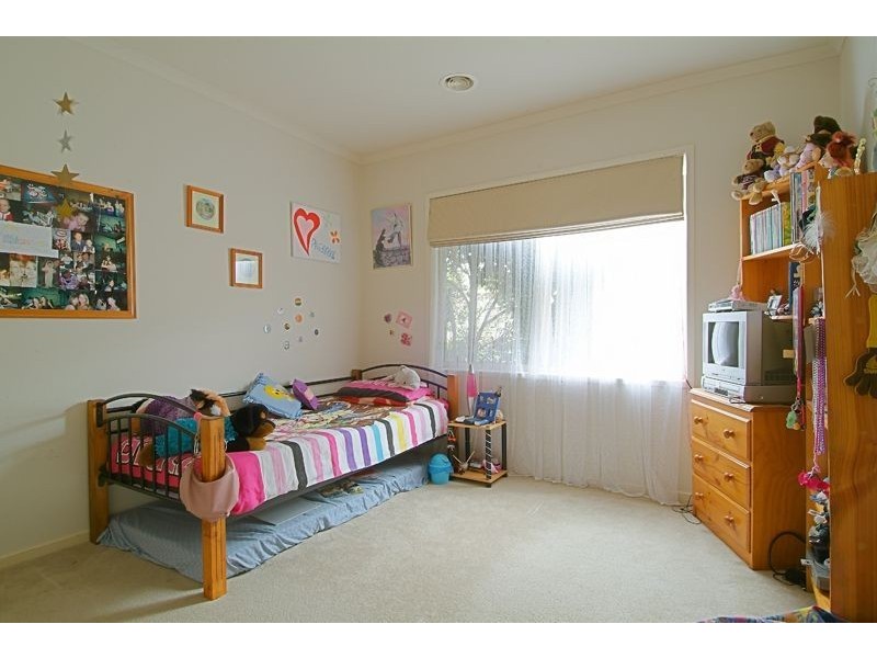 15 Buchan Green, Pakenham VIC 3810